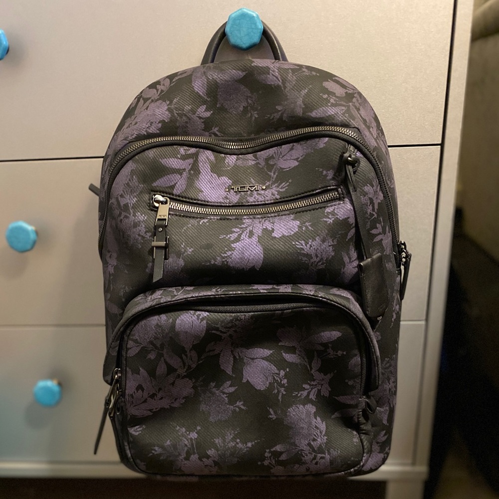 Tumi Purple Floral 💐Backpack